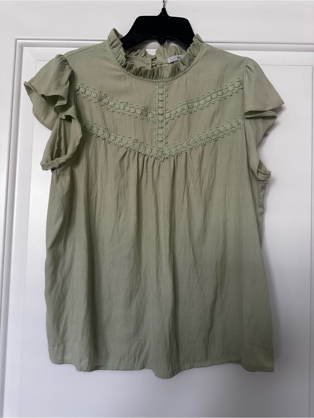 🌹Light Sage Ruffle-Yoke Flutter Sleeve Blouse